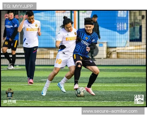 回顾2018年8月足球赛事精彩瞬间与重要战役分析